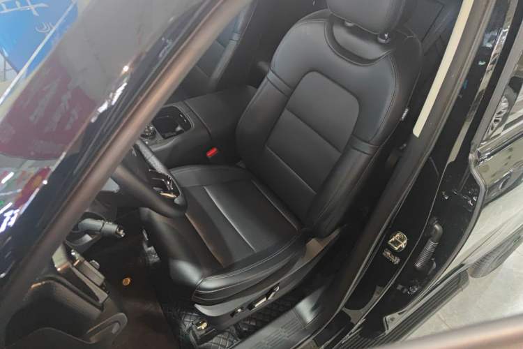 Used Haval Raptor New Energy 2024 Hi4 145 Cross-Over Edition Left Front Seat