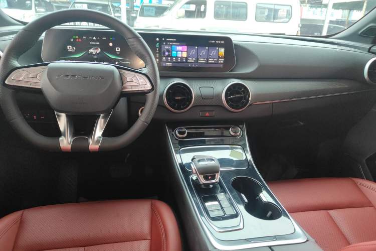 Used FORTHING T5 EVO 2021 1.5TD DCT Starry Edition
