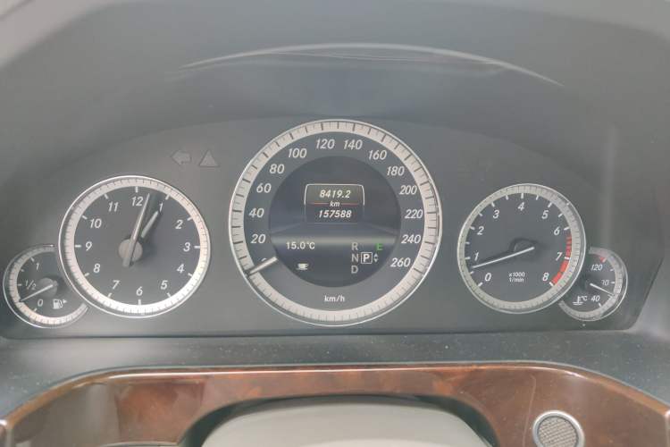 Used Mercedes-Benz E-Class 2013 E 260 L CGI Elegant Model