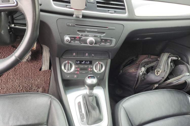 Used Audi Q3 2015 35 TFSI Comfort Model