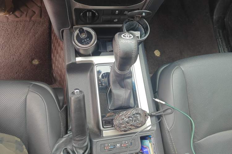 Used Toyota Prado 2019 3.5L Automatic TX-L Deluxe Edition with Rear-Mounted Spare Tire
