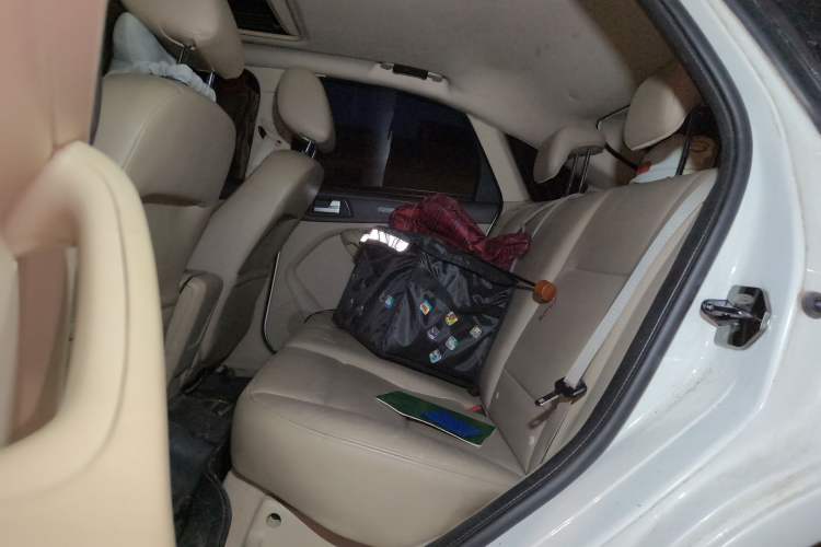 Used Ford Focus 2013 Hatchback Classic 1.8L Automatic Fashion Edition