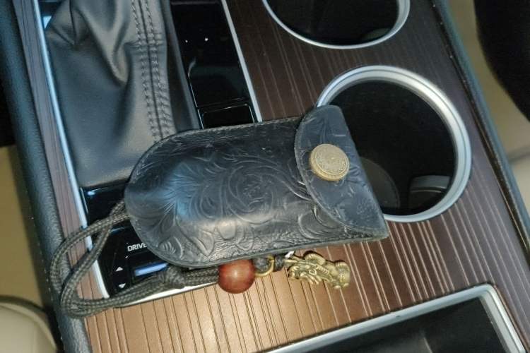 Used Toyota SIENNA 2021 2.5L Hybrid Luxury Edition