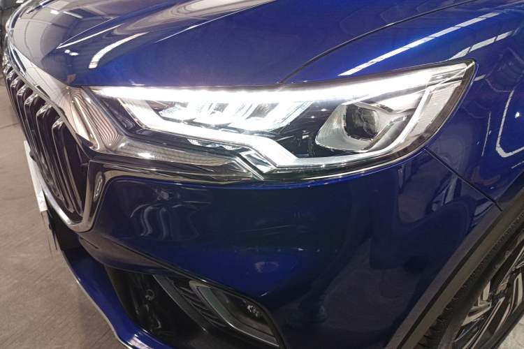 Used Hongqi HS5 2022 Revised Version 2.0T Smart Connect Flagship Edition
