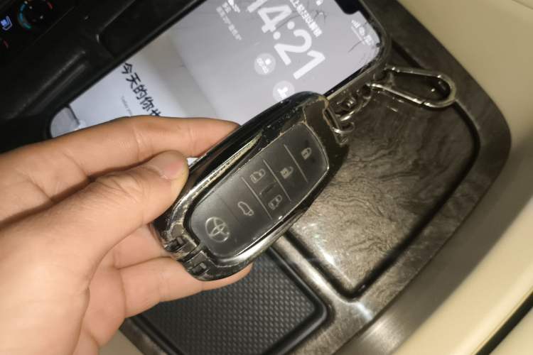 Used Toyota Vellfire 2021 Crown Dual-Engine 2.5L HV Supreme Edition