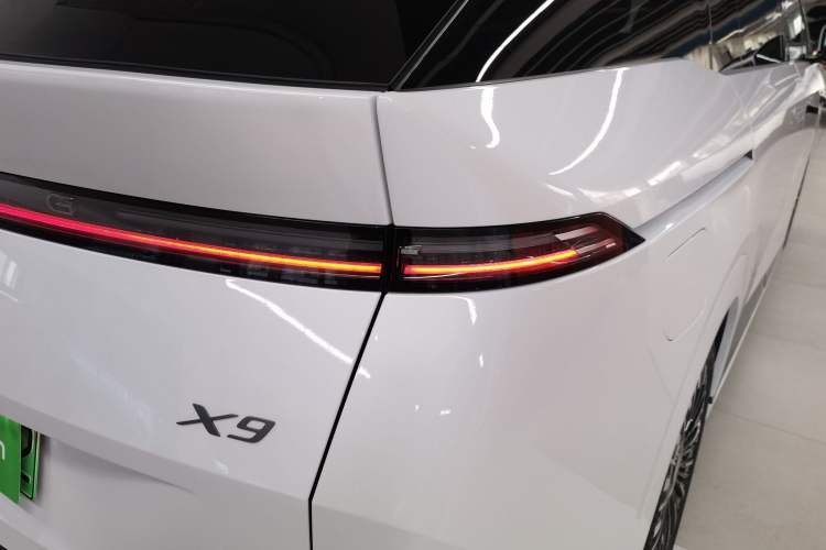 Used XPeng X9 2025 740 Ultra-Long Range Max