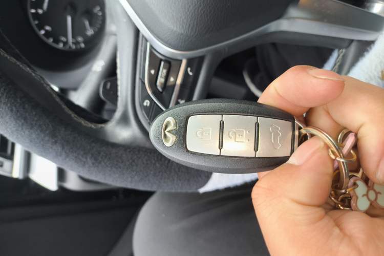 Used Infiniti QX50 2018 2.0T Two-Wheel Drive Fashion Edition