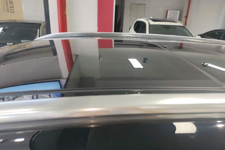 Used Hongqi HS5 2023 2.0T Qixiang Pro Edition