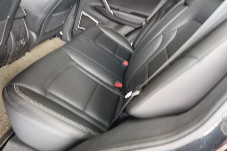 Used Geely Auto Emgrand X7 Sport 2016 2.0L Manual ZhiShang Version Left Rear Seat