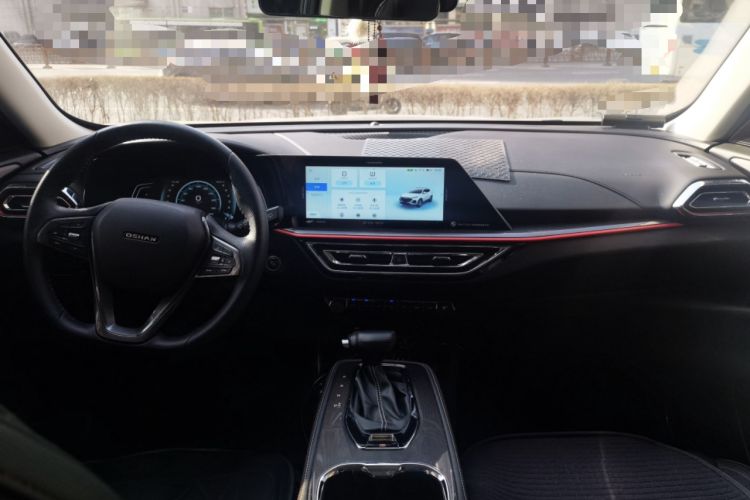 Used CHANGAN OSHAN X5 2023 Enjoy Edition 1.5T DCT Luxury Model Center Console