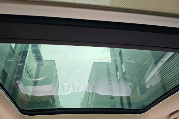 Used BYD Tang New Energy 2015 2.0T Four-Wheel-Drive Flagship Model
