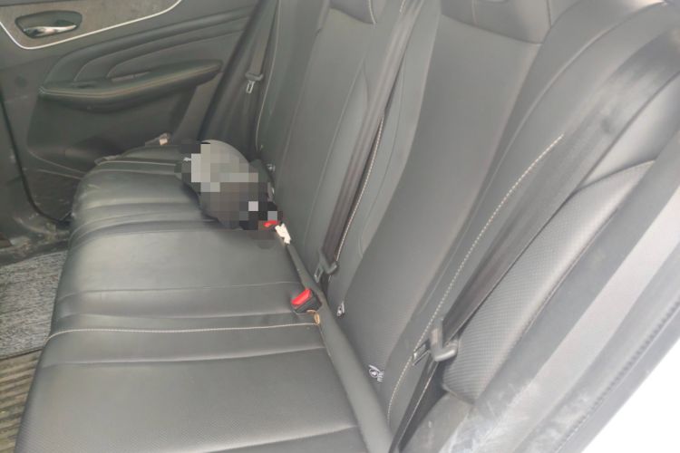 Used Venucia V 2021 260T Idol Edition
