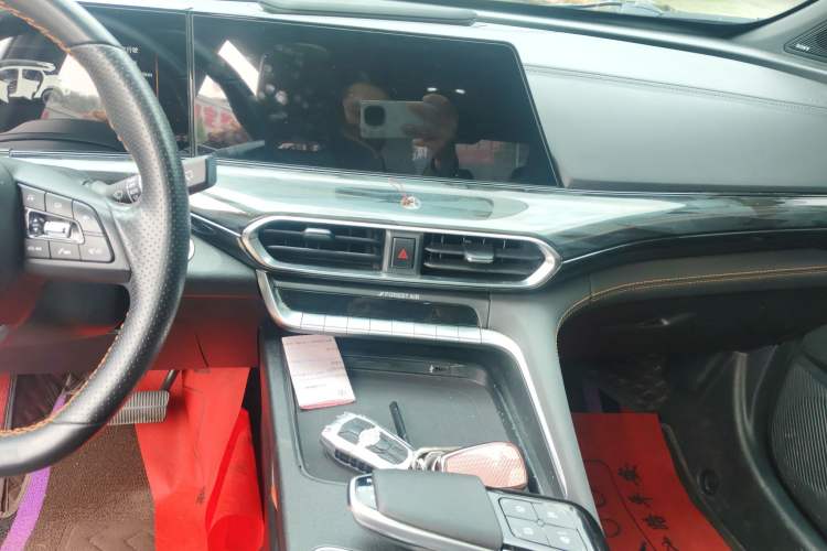 Used CHANGAN UNI-T 2022 1.5T Flagship Edition
