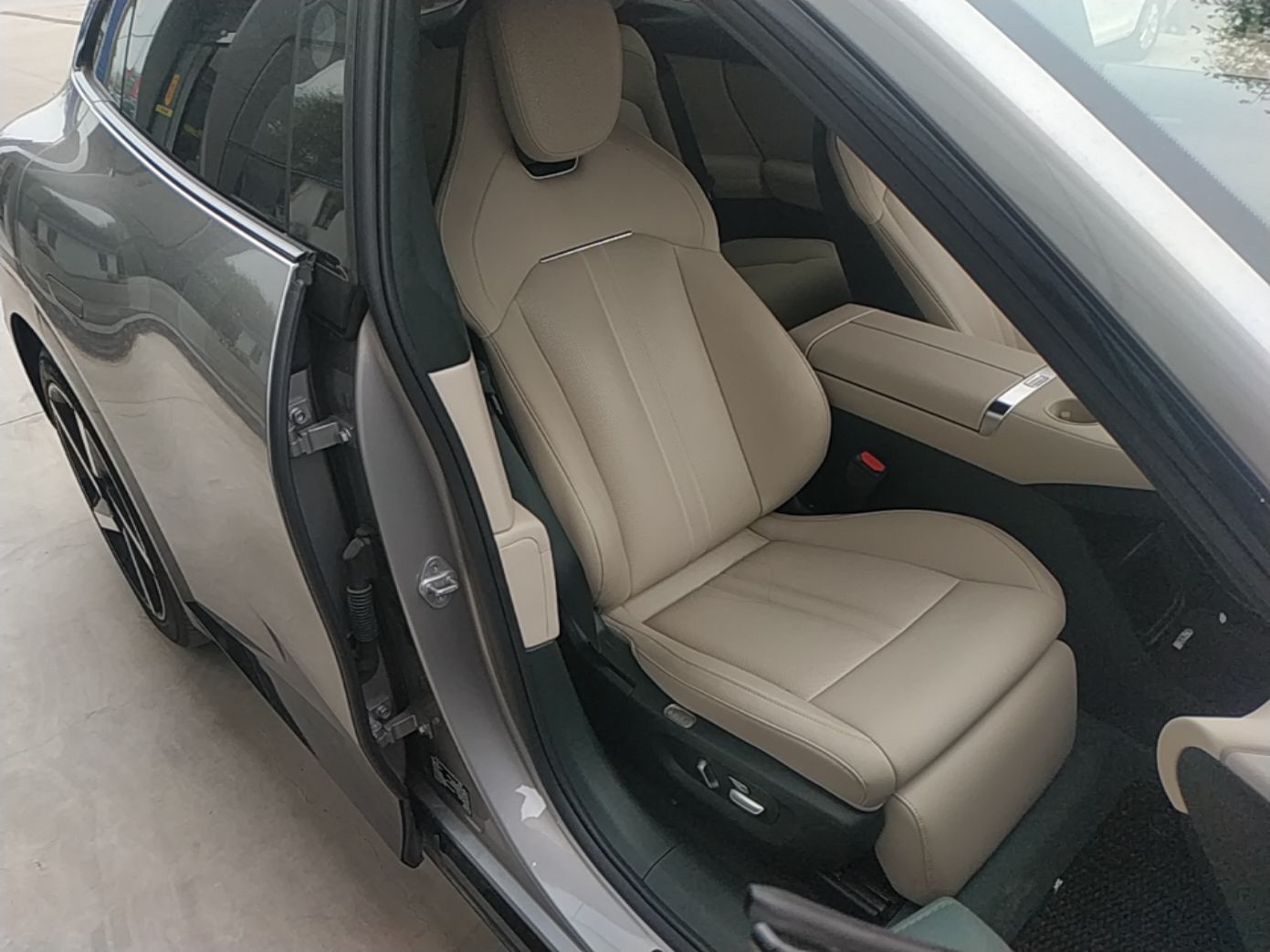 Xiaomi Auto YU7 2025 Ultra-Long Range High-Performance All-Wheel-Drive Max Edition — снимка 19