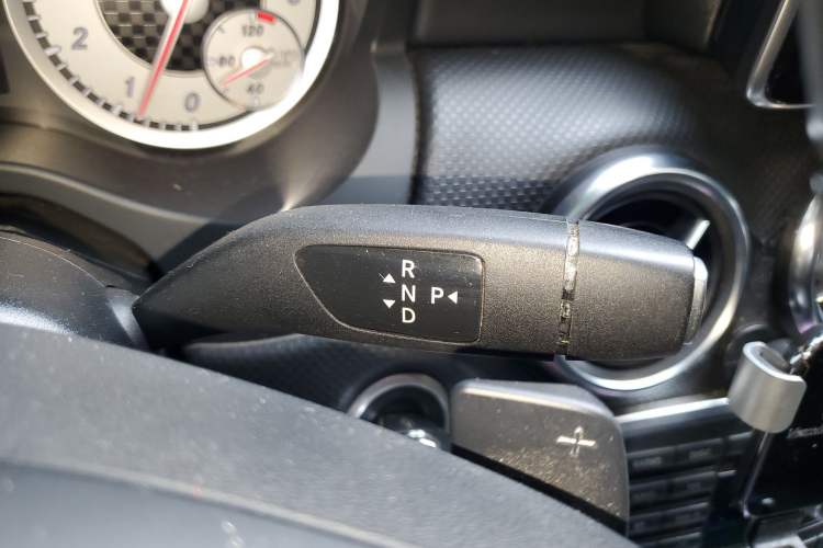 Used Mercedes-Benz A-Class 2013 A 200 Urban Edition Gear Lever