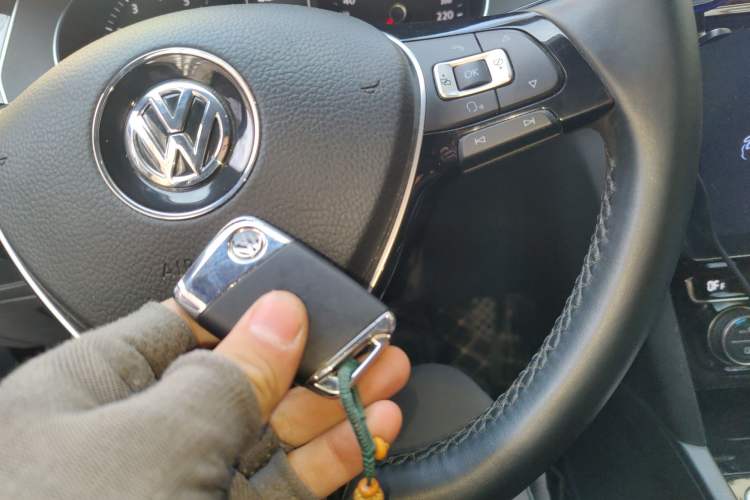 Used Volkswagen Magotan 2018 330TSI DSG Luxury Model