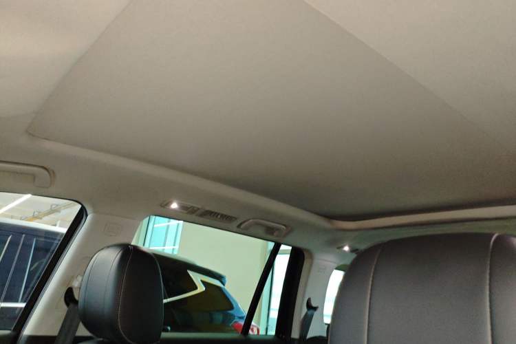 Used GAC Trumpchi GS8 2021 390T Two-Wheel-Drive Dark Knight Edition
