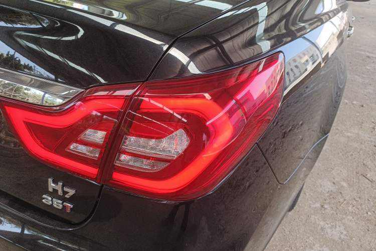 Used Hongqi H7 2019 2.0T Elite Edition
