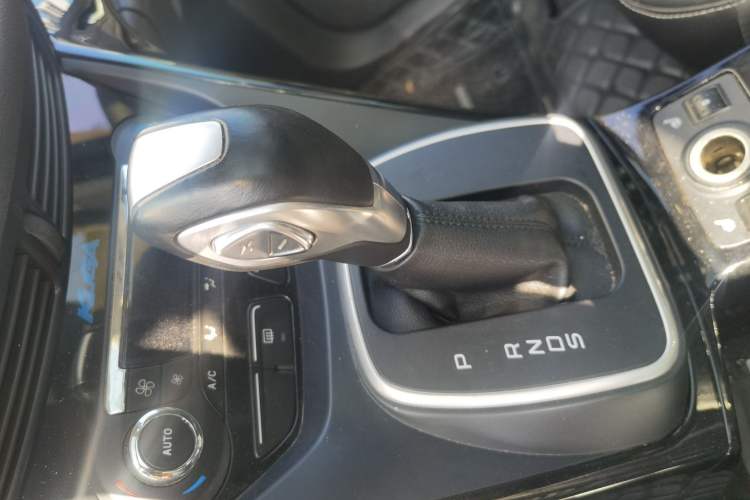 Used Ford Kuga 2013 2.0L GTDi Four-Wheel-Drive Sport Model
