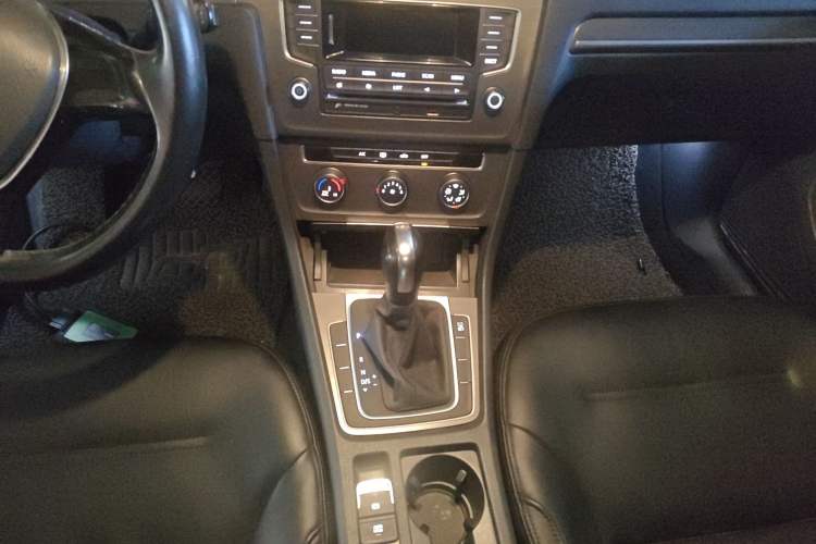 Used Volkswagen Golf 2015 1.4TSI Automatic Comfort Model