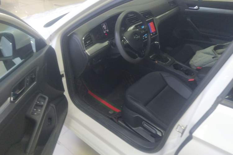 Used Volkswagen Lamando 2021 230TSI DSG Fashion Edition Driver Seat