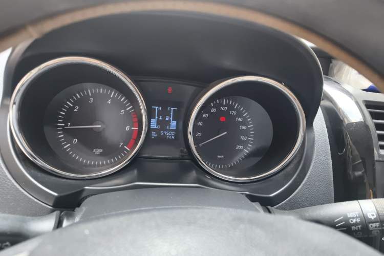 Used HYOSOW S3 2014 1.5L Comfort Version China IV Emission Standard