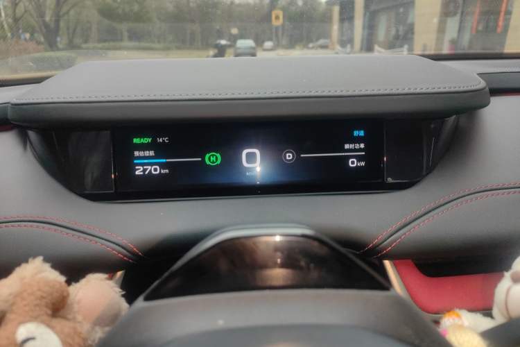 Used Xiaomi Auto SU7 2024 Four-Wheel Drive Ultra-Long Range Advanced Intelligent Driving Max Edition