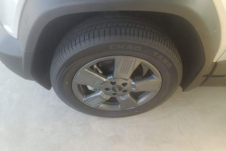 Used iCAR 03 2024 501km Two-Wheel Drive Long-Range Version Left Front Wheel Hub