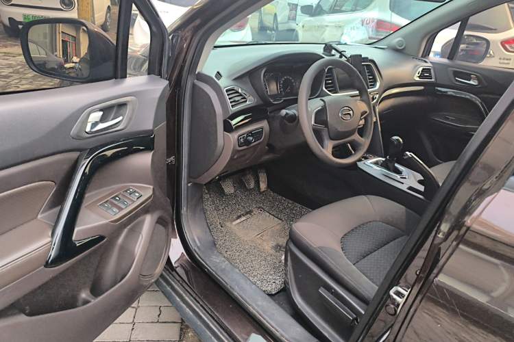 Used GAC Trumpchi GS4 2016 235T Manual Comfort Edition Driver Seat