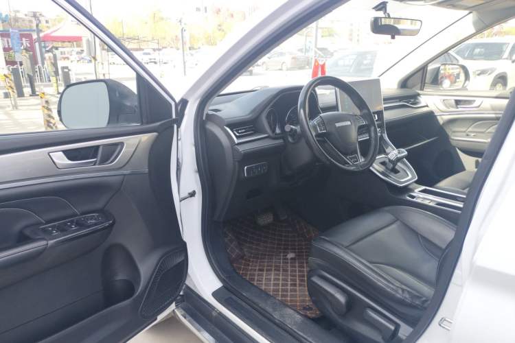 Used Haval M6 2021 PLUS 1.5T DCT Luxury Smart Connectivity Model