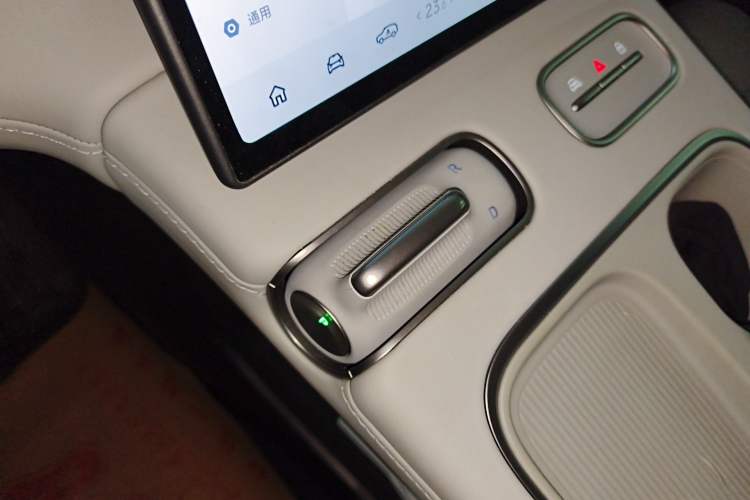 Used Nio ES6 2024 75 kWh