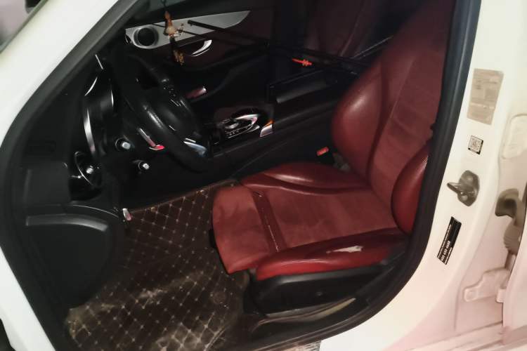 Used Mercedes-Benz C-Class 2017 Restyled C 200 Sport Edition Left Front Seat