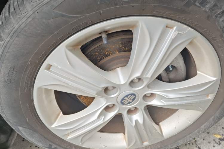 Used Bestune X80 2015 2.0L Automatic Comfort Anniversary Edition
