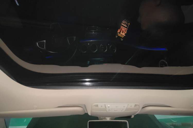 Used Mercedes-Benz E-Class 2017 E 300 L Sporty and Stylish Model