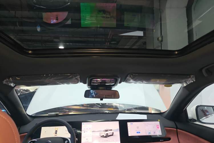 Used CHANGAN CS75 PLUS 2025 4th Generation 1.5T New Blue Whale Smart Luxury Edition
