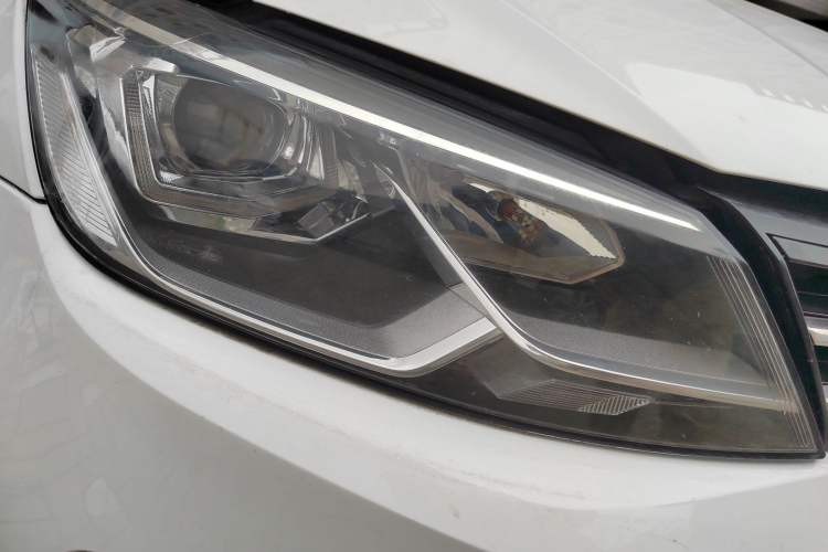 Used Volkswagen Lamando 2018 230TSI DSG Fashion Edition
