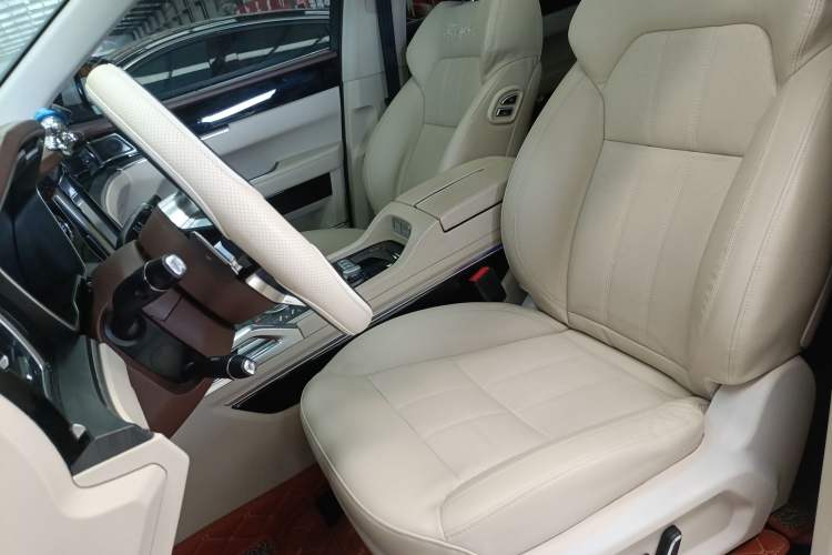 Used Zotye T700 2017 1.8T Dual-Clutch Prestige Model