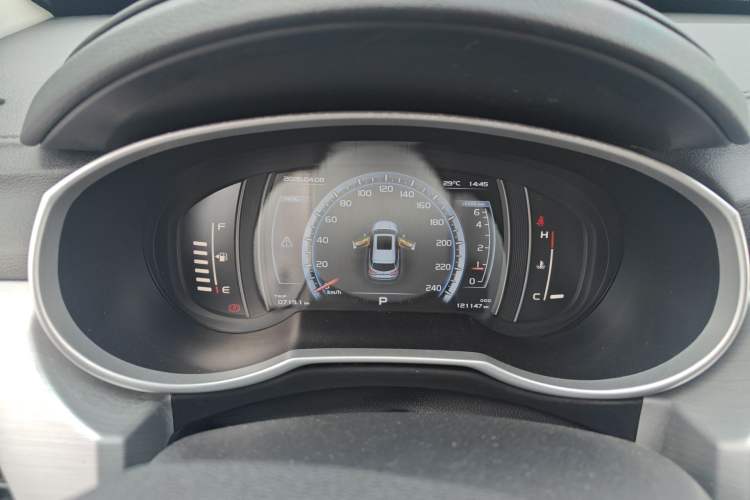 Used Geely Auto Emgrand X7 Sport 2016 1.8TD Automatic ZhiZun Version Instrument Cluster