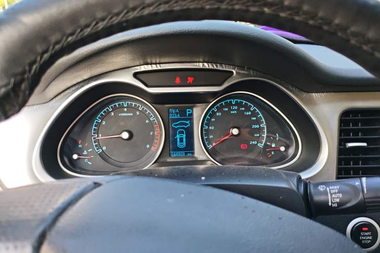 Used Haima M8 2014 2.0L Automatic Luxury Version
