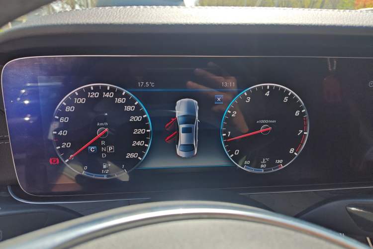 Used Mercedes-Benz E-Class 2017 E 300 L Sporty and Stylish Model Instrument Cluster