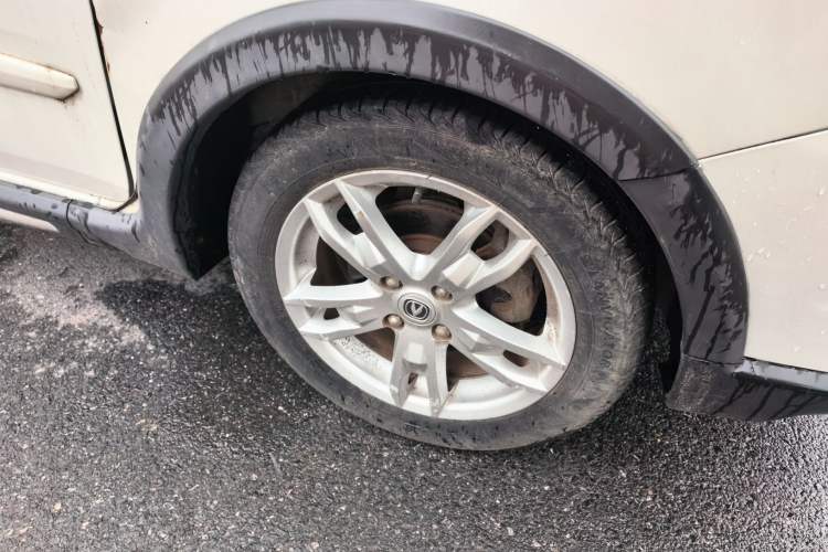 Used CHANGAN CX20 2014 1.4L IMT Sunroof Navigation Version China IV Standard Right Front Wheel Hub