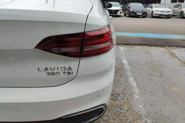 Used Volkswagen Lavida 2023 280TSI DSG Full-Comfort Edition
