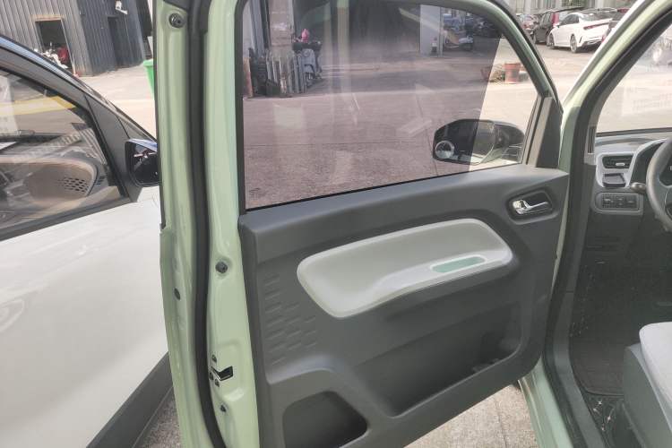 Used Wuling Hongguang MINIEV 2021 Macaron Premium Model – Lithium Iron Phosphate