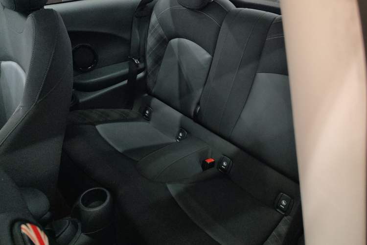 Used MINI MINI 2016 1.5T COOPER
