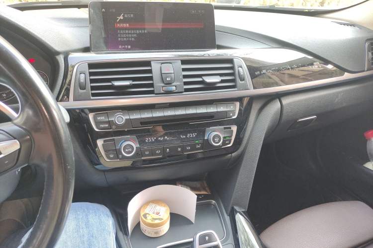 Used BMW 3 Series 2018 320Li Leading Model M Sport Package
