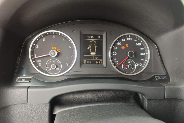 Used Volkswagen Tiguan 2012 1.8TSI Automatic Two-Wheel Drive Urban Edition Instrument Cluster