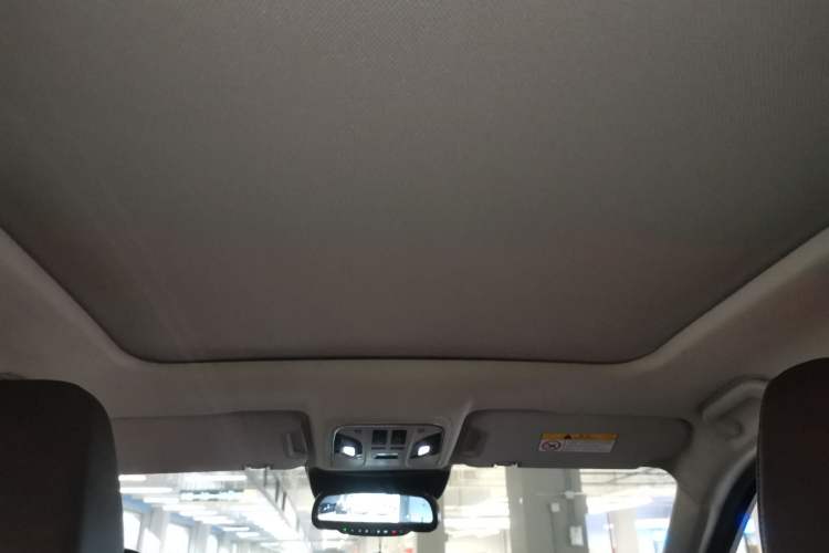 Used Wey VV7 2017 2.0T Ultra-Luxury Version Headliner