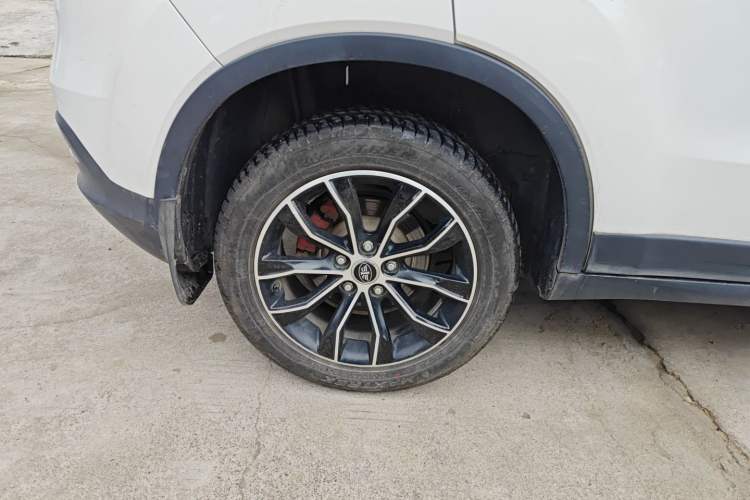 Used FAW Senya R7 2017 1.6L Manual Luxury Model
