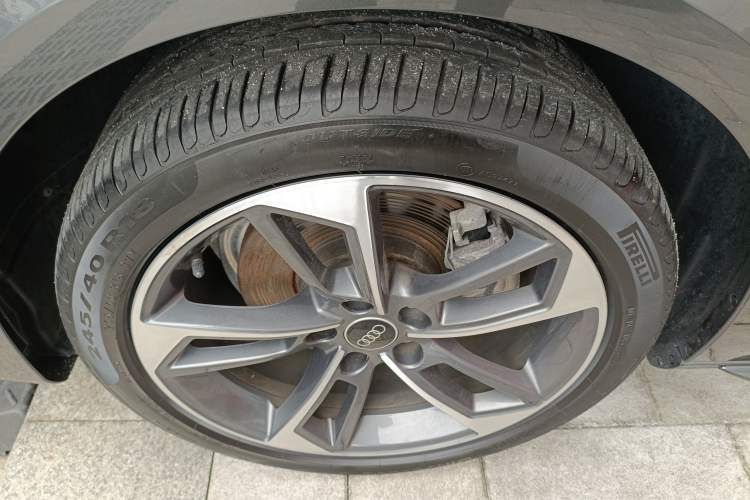 Used Audi A4L 2024 40 TFSI Fashion Dynamic Model Left Front Wheel Hub