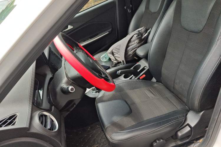 Used Chery Tiggo 3X 2018 1.5L Automatic Elite Edition Left Front Seat